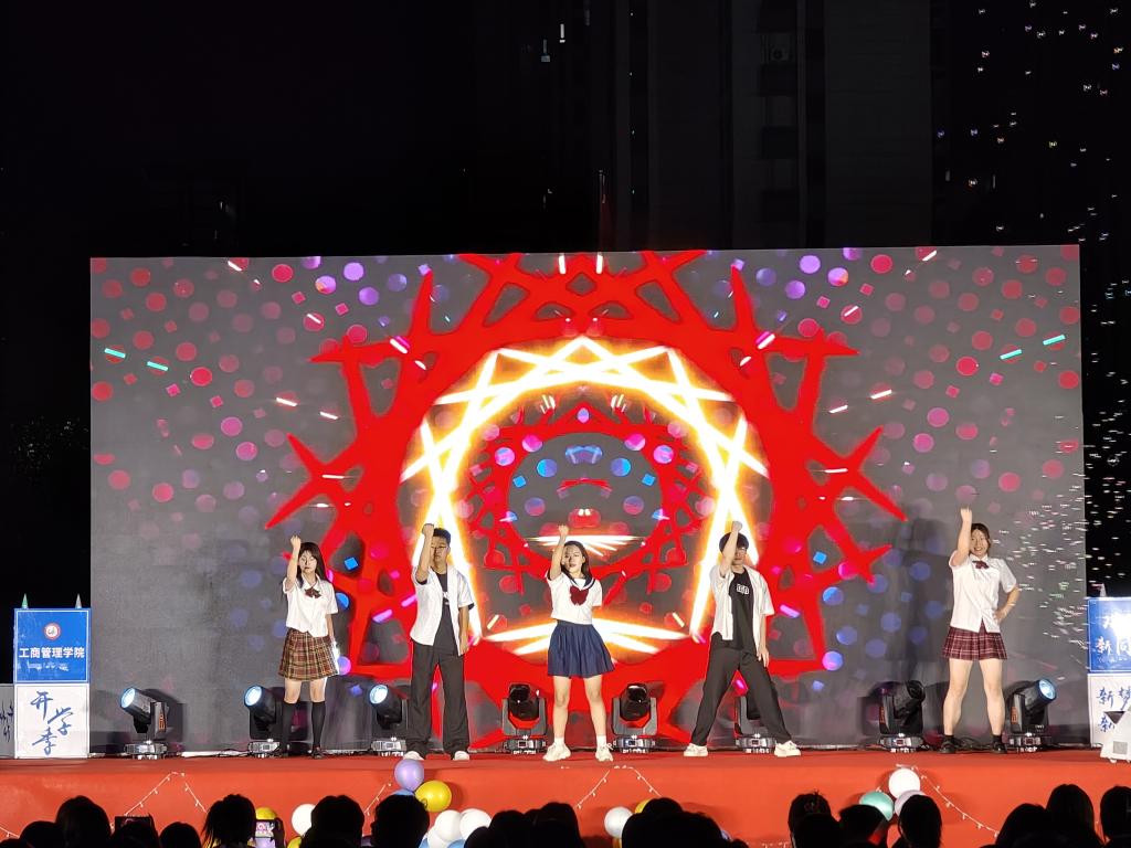 沸腾青春.jpg