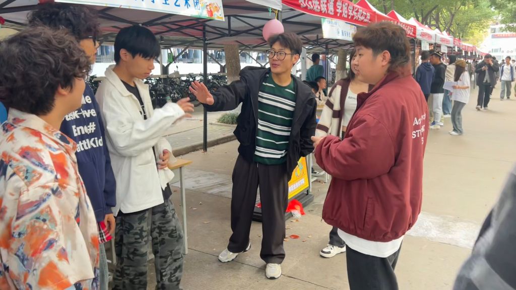 大学生艺术团 于晓庆.jpg