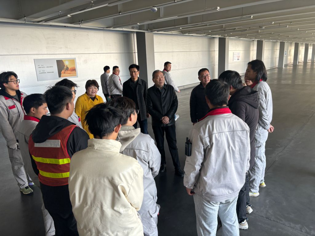走访慰问岗位实习学生.jpg